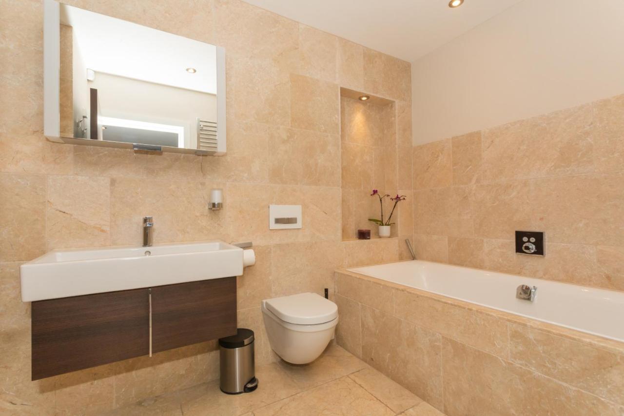 Henge House, Penthouse Apartment Bath Dış mekan fotoğraf