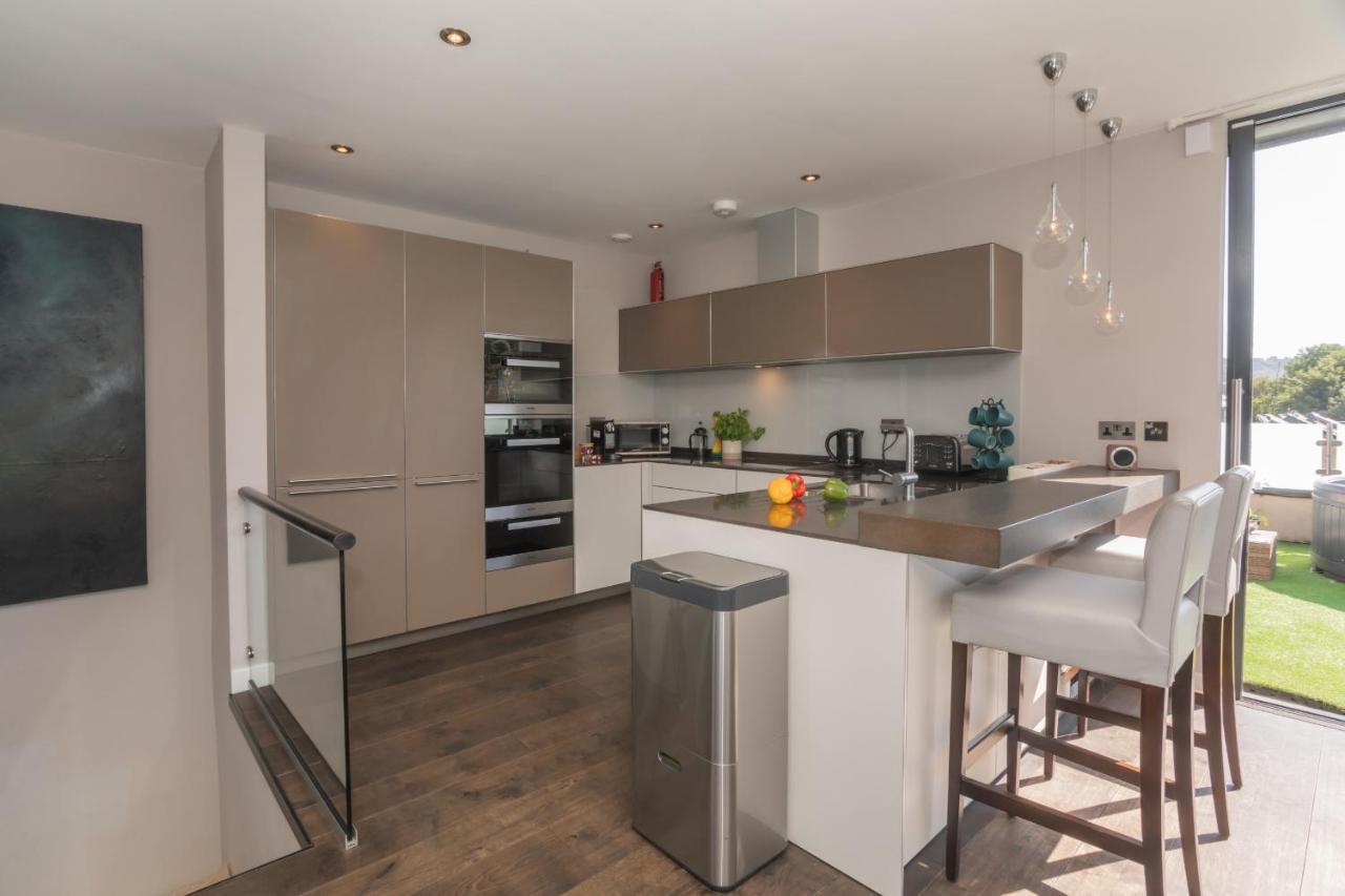 Henge House, Penthouse Apartment Bath Dış mekan fotoğraf